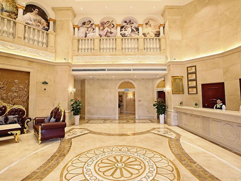 Vienna Hotel Changnan Nanchang County Bagian luar foto